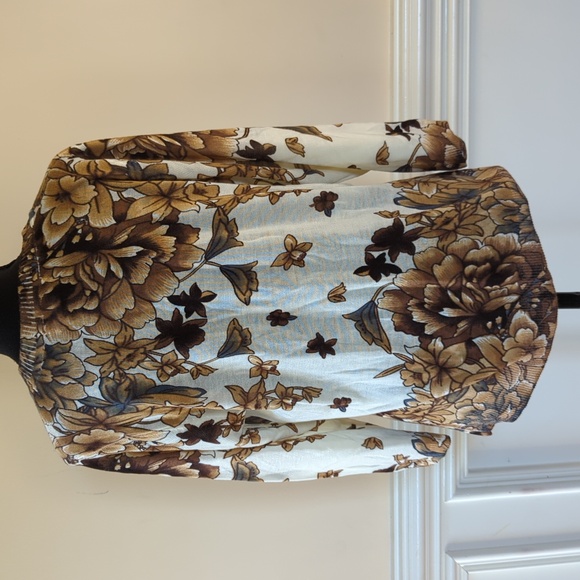 Fall Sweater in brown fall flowers Sz Large - Picture 6 of 12